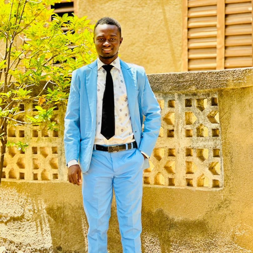 MAYODE Dagnifi Ricardo